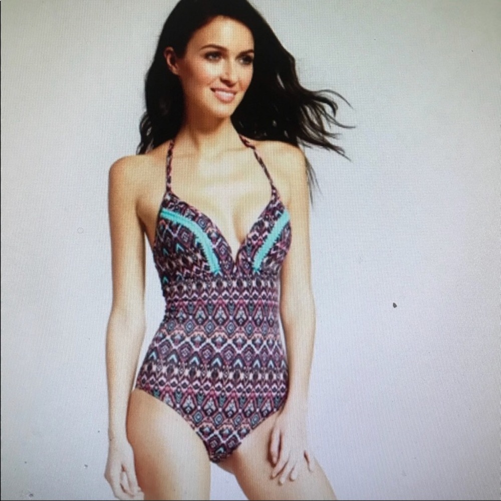 Shade and Shore Wire Life One Piece